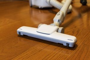 床掃除は重曹とセスキでピカピカになる!必要な道具と作業の注意点