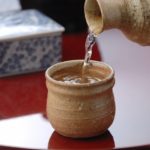 日本酒の賞味期限は? 未開封で常温保存ならいつまで飲める?