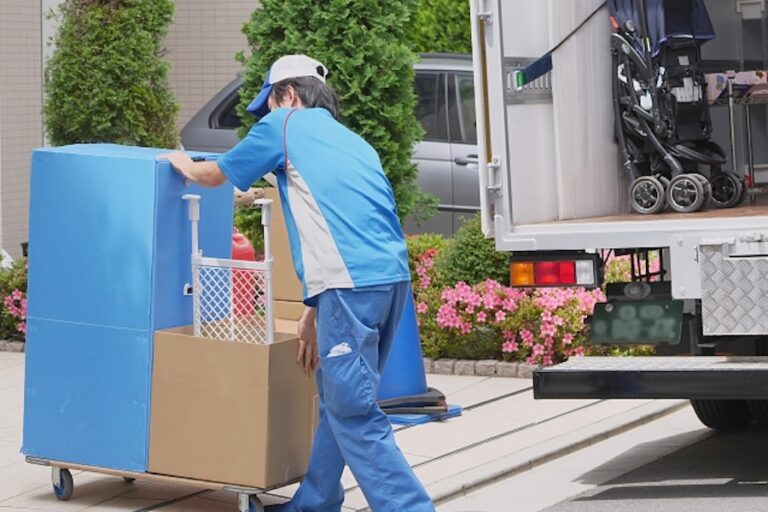 荷物を下ろす?降ろす?正しい「おろす」はどっち?違いをわかりやすく解説