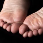 足裏をゴルフボールマッサージには驚きの効果が!動画でわかりやすく解説