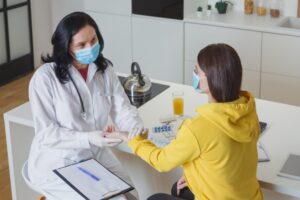 ファストドクターの料金は?コロナ診療にかかる費用を調べてみた