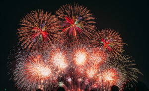 横浜スパークリングナイトの日程や見どころ、アクセス方法などを解説