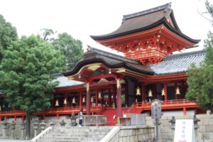 【2024年】初詣に行ってはいけない日は?吉日や縁起の良い時間帯も紹介