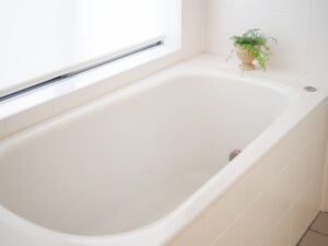 今話題の闇風呂とは？ やり方と効果、注意点もわかりやすく解説