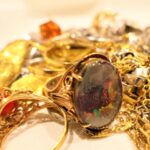 金属と貴金属の違いは?種類や特徴、判別方法もわかりやすく解説します!