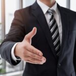 「同士」と「同志」の違いは?意味や使い方もわかりやすく解説