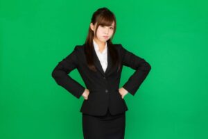 フレネミー女子とは？友達のふりをした敵の見分け方と対処法を教えます！