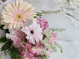 武尊さんとの結婚を発表した川口葵さんとはどんな女性？プロフィール・経歴まで解説！